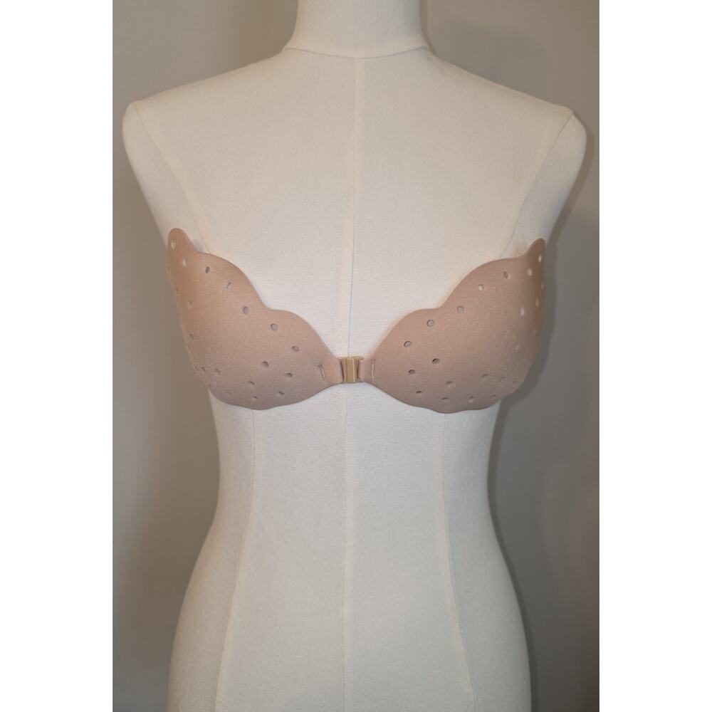 Nimiah 2 Reusable Sticky Bras A Cup & Covers - Best for Band Size up to 34"
